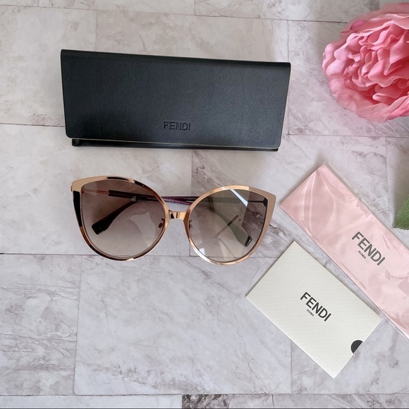 🆕 Authentic Fendi Oversized Gold/Brown Cat eye Sunglasses - Picture 1 of 11